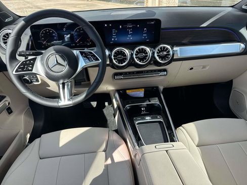 New 2026 Mercedes-Benz GLB 250 image 8