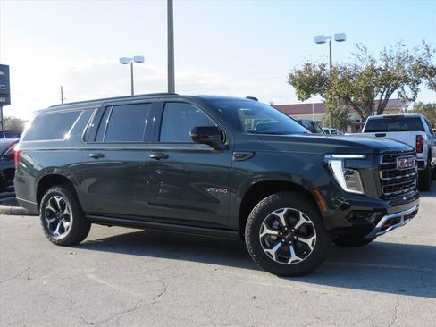 New 2026 GMC Yukon XL AT4 w/ AT4 Premium Package image 2