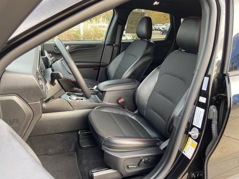 Used 2025 Ford Escape ST-Line image 17