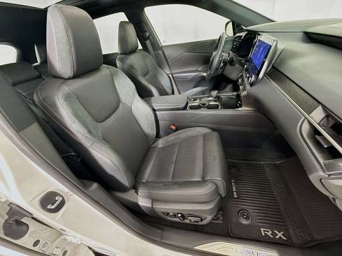 Used 2023 Lexus RX 350 w/ Accessory Package (K3) AWD/4WD image 29