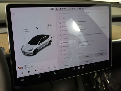 Used 2021 Tesla Model 3 Standard Range Plus RWD image 29