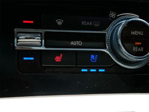 Used 2023 Lincoln Navigator L Black Label image 27