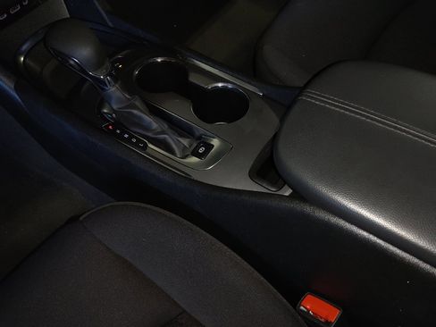 Used 2024 Chevrolet Malibu LT image 26