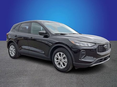 Used 2025 Ford Escape Active FWD image 2