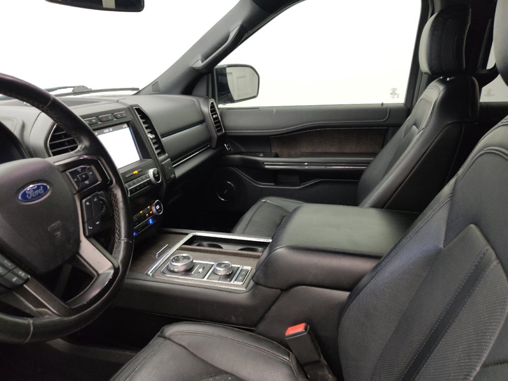 Used 2019 Ford Expedition Limited w/ Special Edition Package AWD/4WD image 17