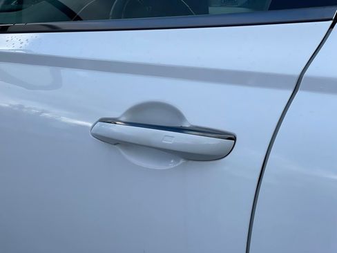 Used 2022 Genesis GV70 3.5T Sport image 32