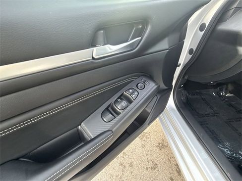 Used 2019 Nissan Altima 2.5 SL image 13
