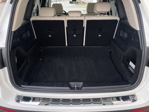 Used 2022 Mercedes-Benz GLB 250 image 30