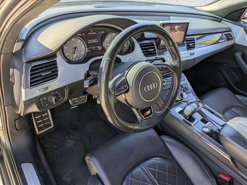 Used 2013 Audi S8 image 8