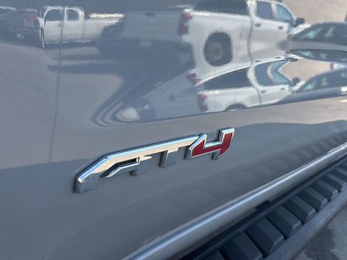 Used 2024 GMC Sierra 1500 AT4 w/ AT4 Premium Package image 15