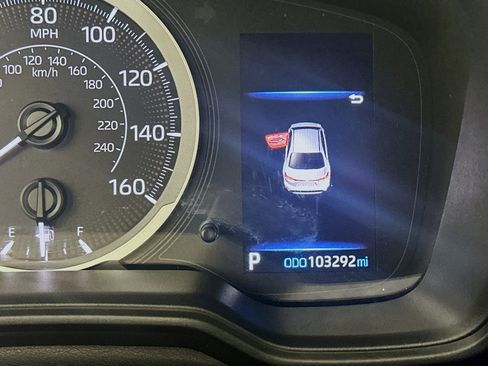 Used 2022 Toyota Corolla LE FWD image 18