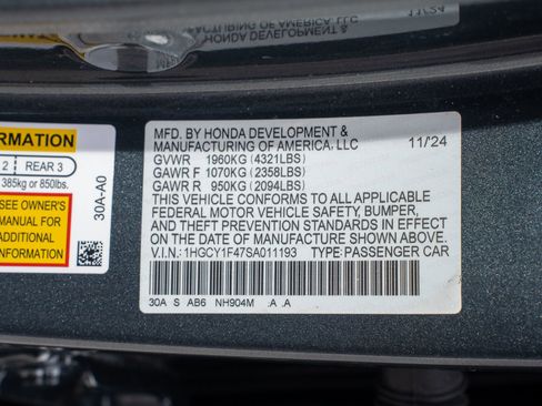 Certified 2025 Honda Accord SE image 36