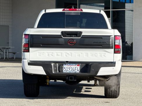 Used 2025 Nissan Frontier PRO-4X w/ Tow Package AWD/4WD image 5