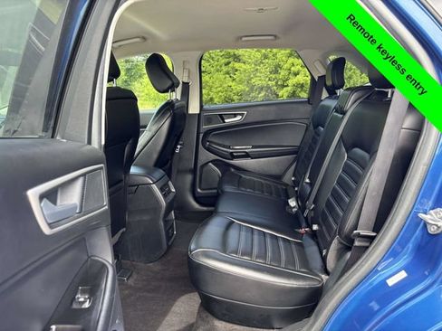 Used 2020 Ford Edge SEL w/ Cold Weather Package AWD/4WD image 26