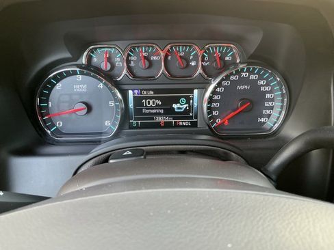 Used 2019 Chevrolet Tahoe LT image 33