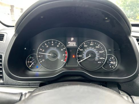 Used 2010 Subaru Legacy 2.5i Premium image 16