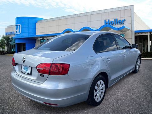 Used 2014 Volkswagen Jetta S image 4