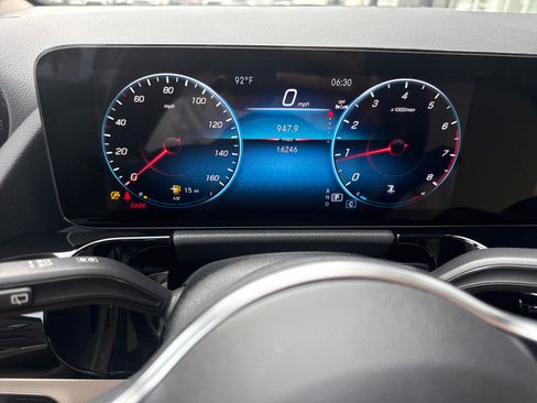 Certified 2023 Mercedes-Benz GLA 250 w/ Premium Package image 8