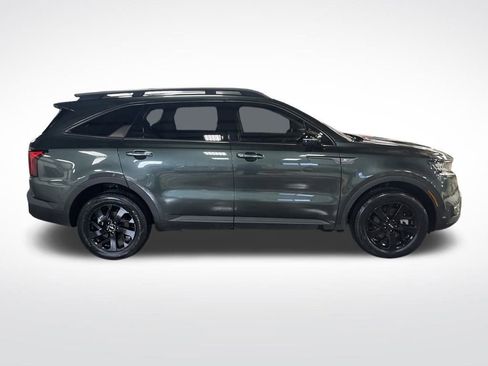 Used 2022 Kia Sorento S image 7