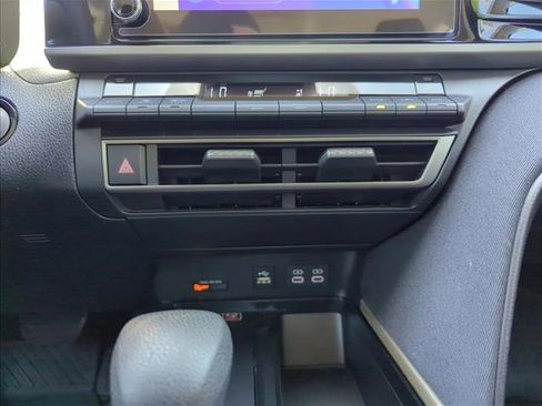 Used 2025 Toyota Camry LE FWD image 11