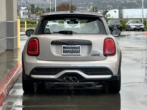 Used 2023 MINI Cooper S w/ Signature Upholstery Package image 5