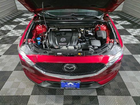 Used 2019 MAZDA CX-5 Touring image 40