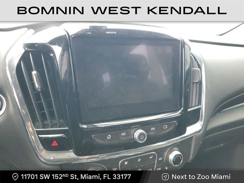 Used 2018 Chevrolet Traverse LT image 16