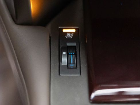 Used 2019 Lexus GX 460 Premium AWD/4WD image 97