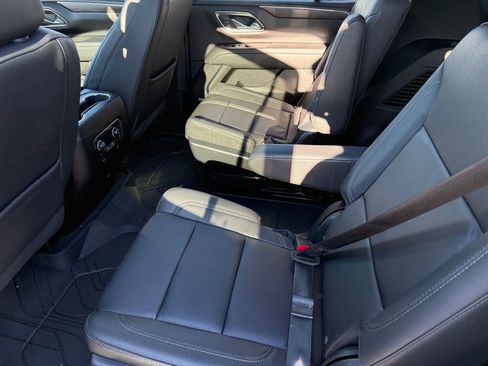 Used 2023 Chevrolet Tahoe Z71 w/ Z71 Off-Road Package image 14