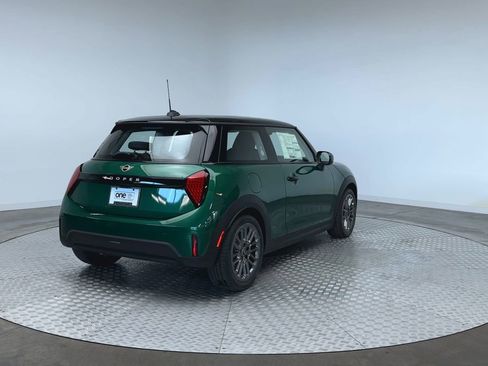New 2026 MINI Cooper 2-Door Hardtop FWD image 8