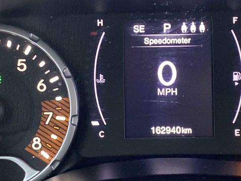 Certified 2019 Jeep Renegade Latitude image 20