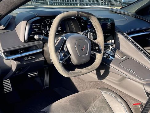 Used 2023 Chevrolet Corvette Stingray Preferred Cpe w/ Z51 Performance Package image 16