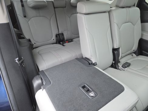 Used 2023 Honda Pilot Touring image 23