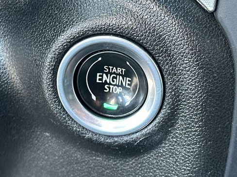 Used 2022 GMC Sierra 1500 Elevation image 35