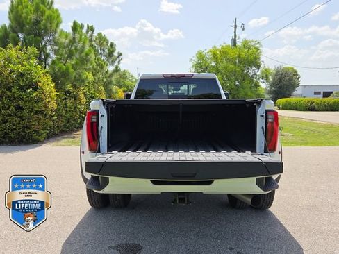Certified 2024 GMC Sierra 3500 Denali w/ Denali Reserve Package AWD/4WD image 5