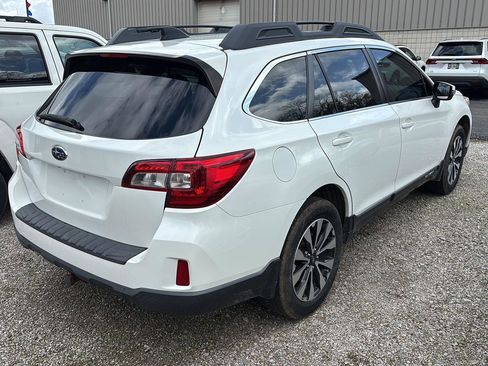 Used 2016 Subaru Outback 3.6R Limited AWD/4WD image 4