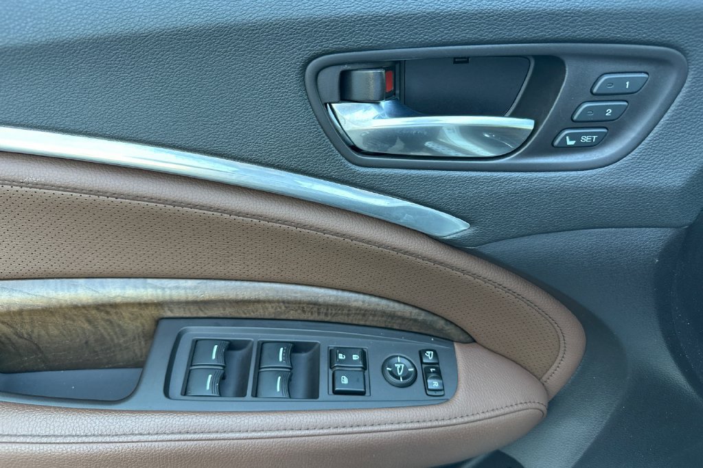 Used 2019 Acura MDX w/ Technology Package AWD/4WD image 10