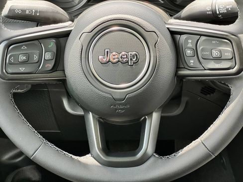 New 2026 Jeep Gladiator Rubicon w/ Safety Group AWD/4WD image 18