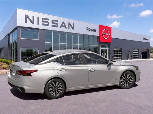 New 2026 Nissan Altima 2.5 SV FWD image 9