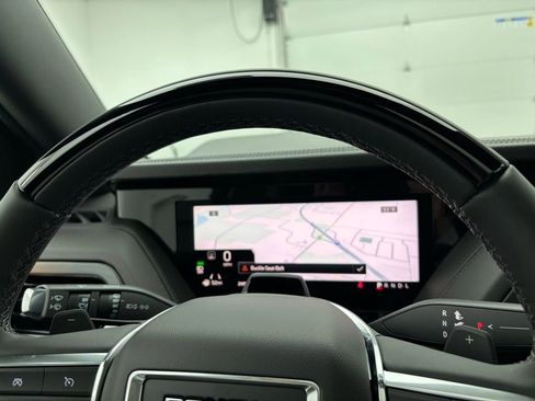 New 2026 GMC Yukon XL Denali w/ Denali Reserve Package image 6