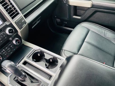 Certified 2020 Ford F150 Lariat w/ Equipment Group 502A Luxury image 17