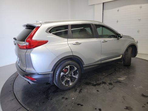Used 2018 Honda CR-V Touring image 9