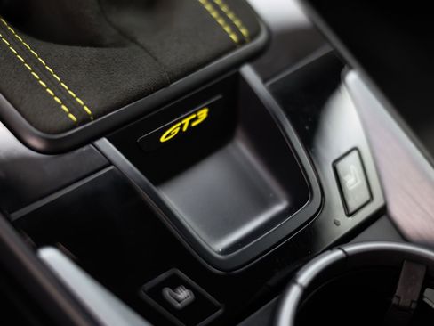 Used 2022 Porsche 911 GT3 RWD image 57