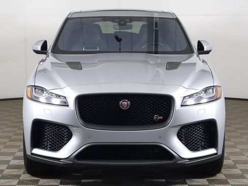 Used 2020 Jaguar F-PACE SVR image 14