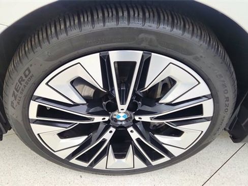 Used 2025 BMW 540i xDrive image 59