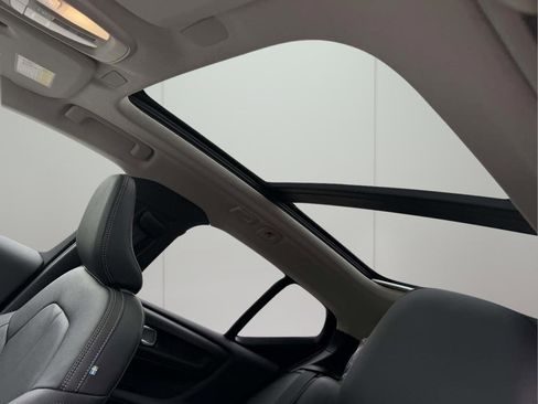 New 2026 Volvo XC40 B5 Plus w/ Climate Package AWD/4WD image 18