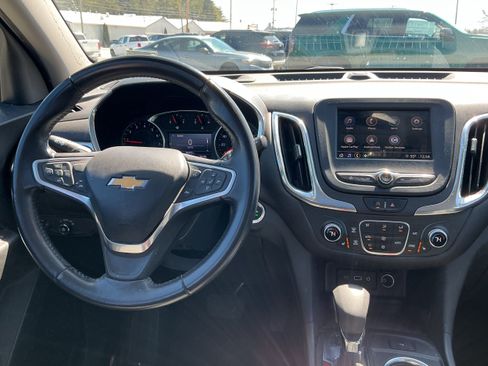 Certified 2022 Chevrolet Equinox LT AWD/4WD image 6