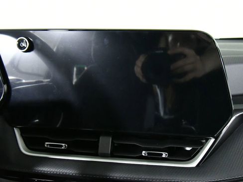 New 2026 Chevrolet Equinox LT w/ Safety and Technology Package AWD/4WD image 4