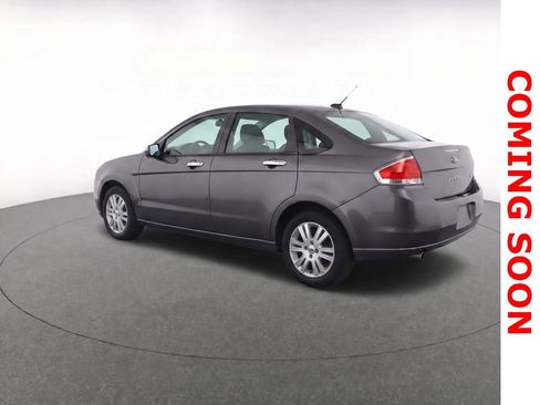 Used 2010 Ford Focus SEL image 4