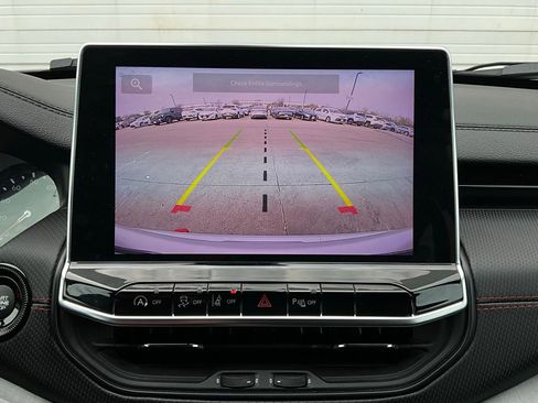 Used 2025 Jeep Compass Trailhawk w/ Trailer Tow Group image 32